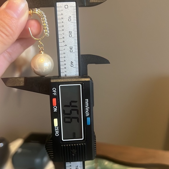 Sterling Silver Zircon Circle Pearl Earrings - Picture 6 of 6